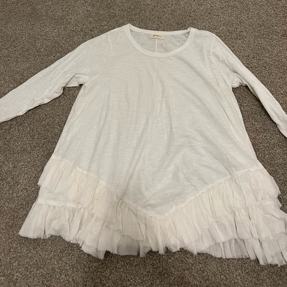 White long sleeve shirt